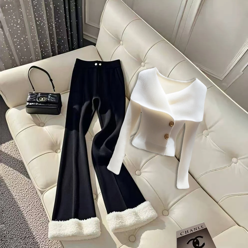 2025秋冬季韩系轻奢小众百搭显瘦上衣洋气时尚设计感直筒微喇裤女