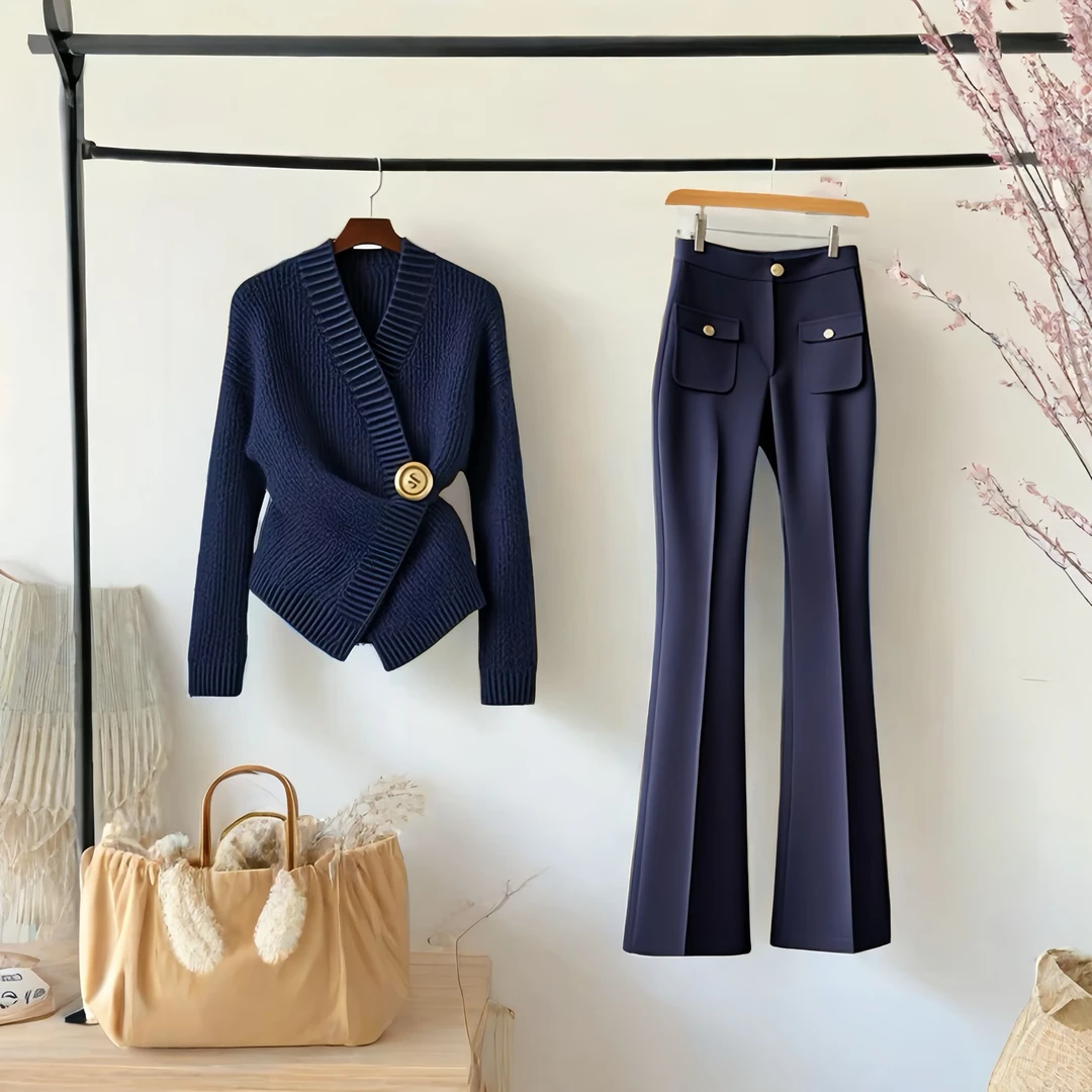 2025秋冬韩系高级感气质收腰上衣上班族通勤风高腰微喇休闲裤女装