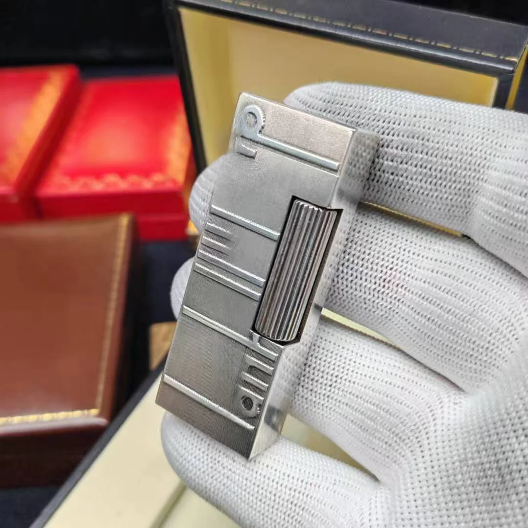 15银色大标打火机