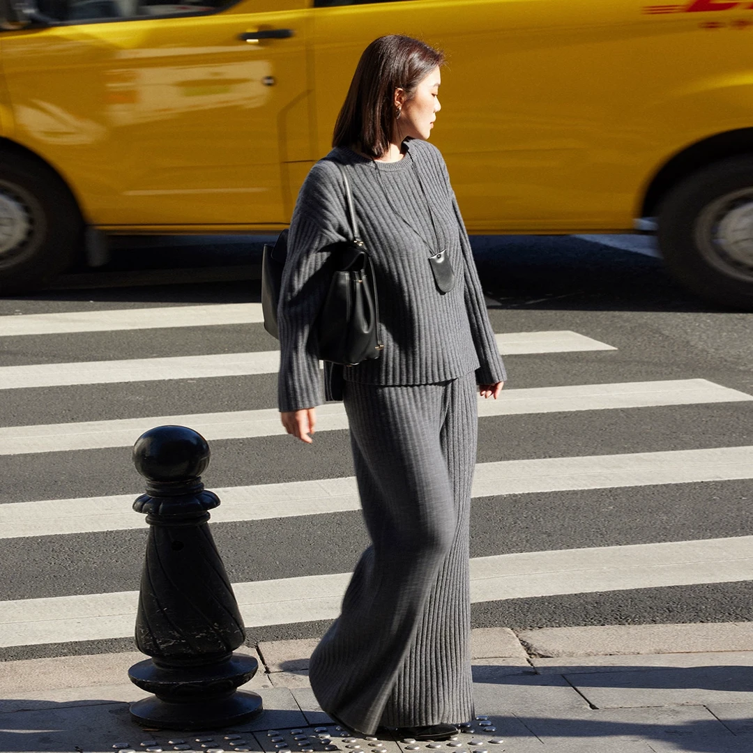 【折扣款】PLUSMALL 高品云柔 100荃纱线上衣直筒裤PPPP2411065AB