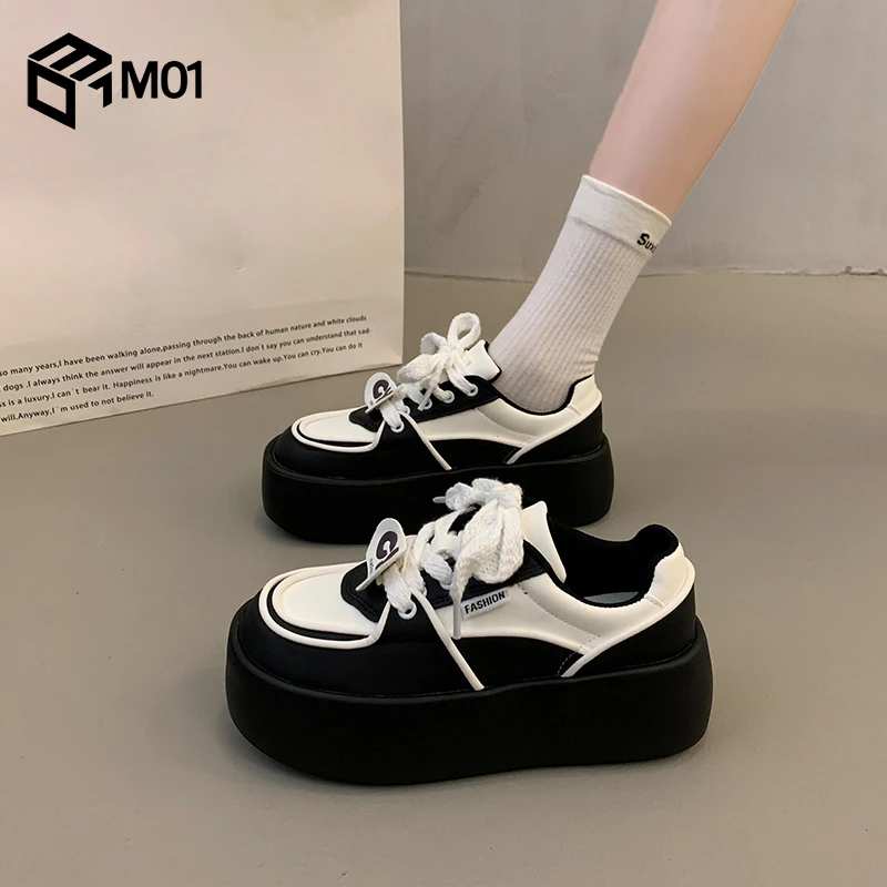 M01高级感百搭小白鞋增高厚底板鞋女2025新款秋季休闲运动松糕鞋