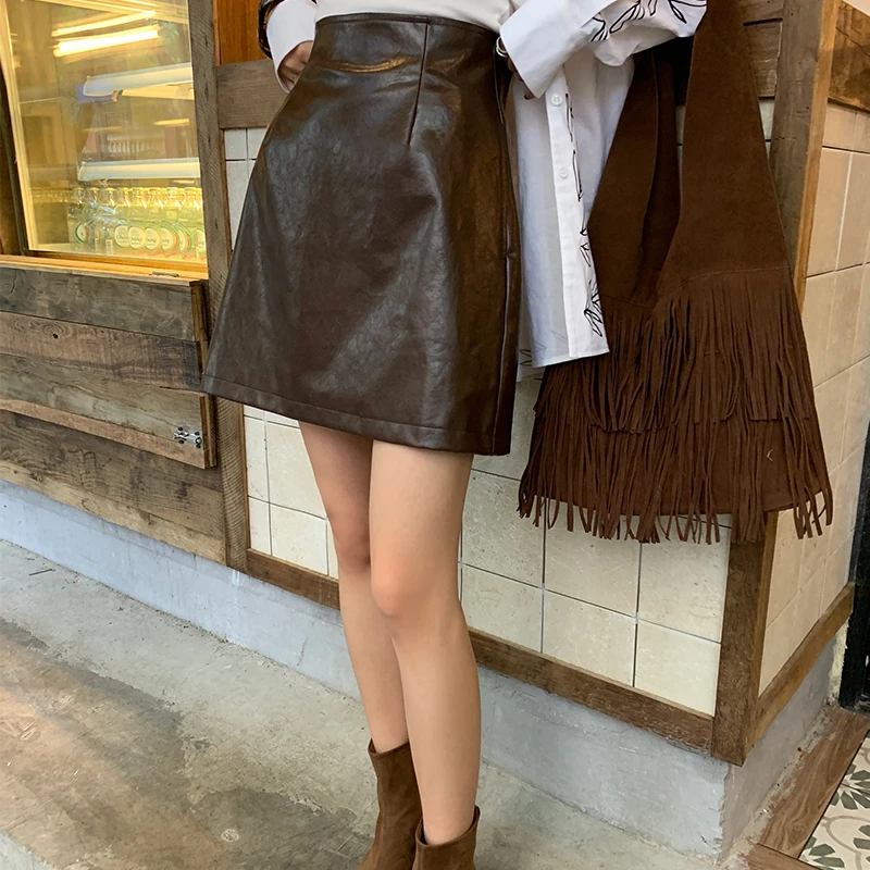 【桃桃乌龙】RARE ME秋冬气质时尚休闲百搭半裙女遮胯A字高腰短裙