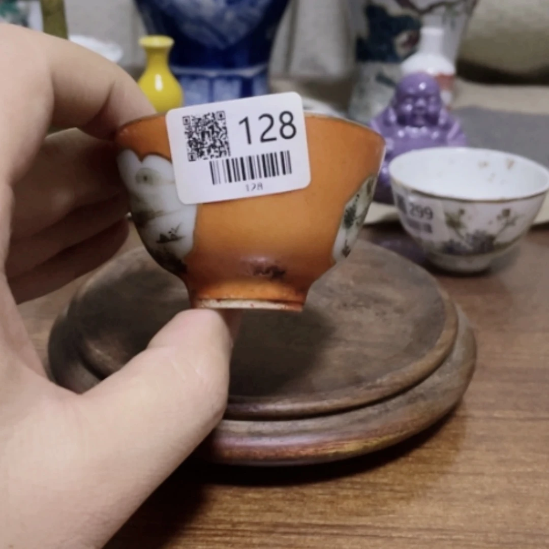 【闪购商品】瓷摆件草*狼128