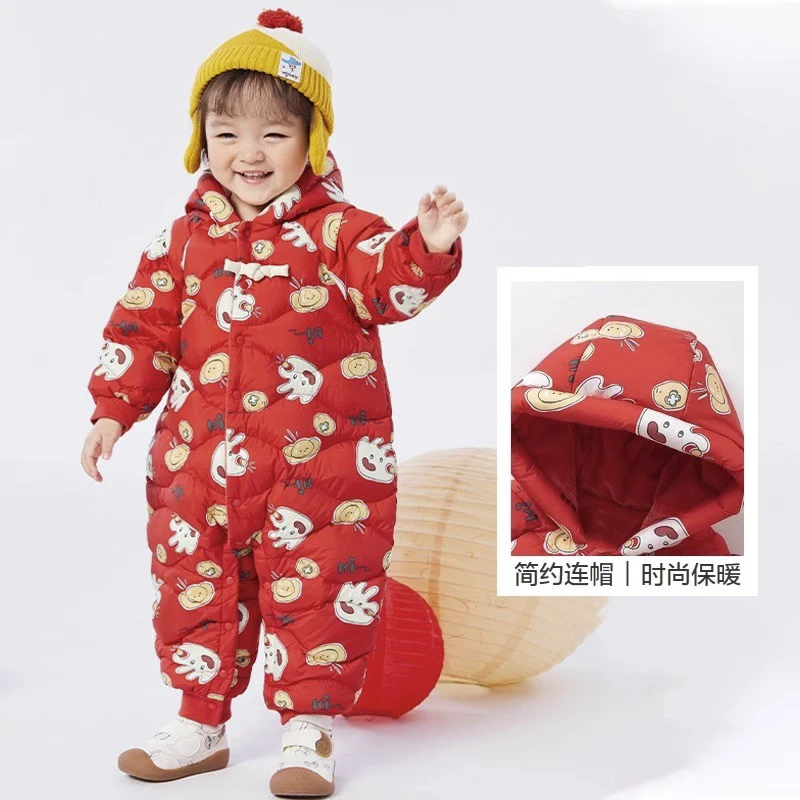 婴儿羽绒服拜年连体衣宝宝加绒外出拜年爬服2024秋冬新款抱衣童装