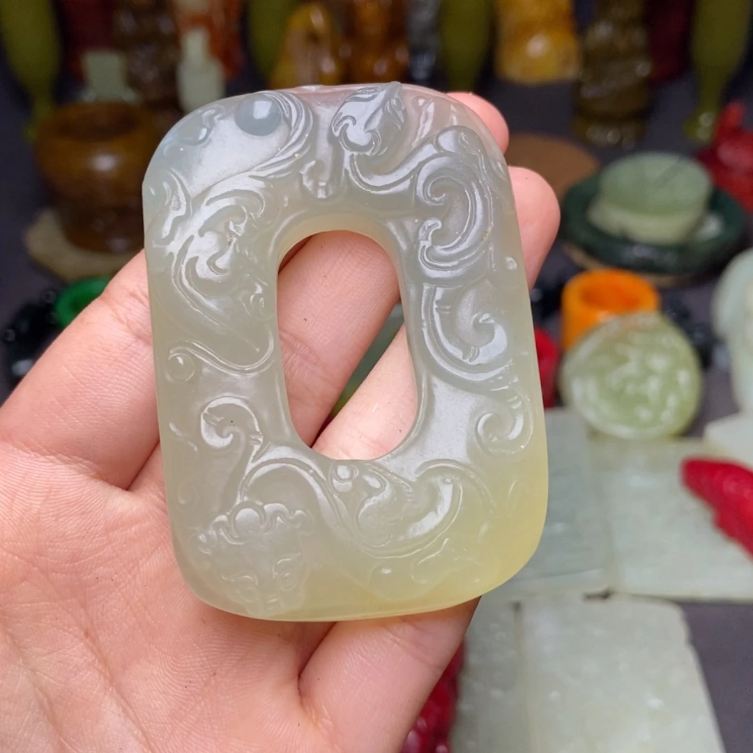 白玉菩提吊坠一一