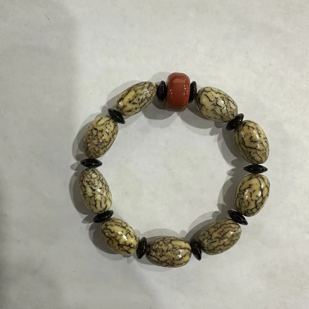 P60 血丝菩提1.1cm枣珠手串