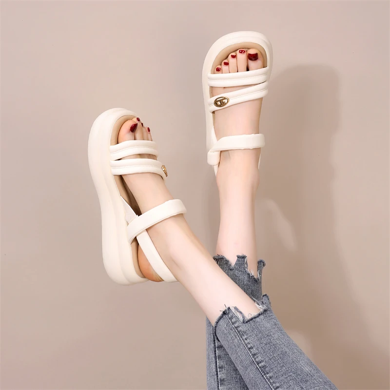 凉鞋女2024新款夏季外穿踩屎感凉鞋女士学生厚底松糕罗马沙滩女鞋