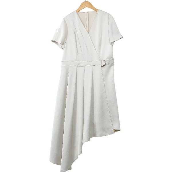 LAI睐折扣女装新款洋气通勤百搭米女连衣裙-15818