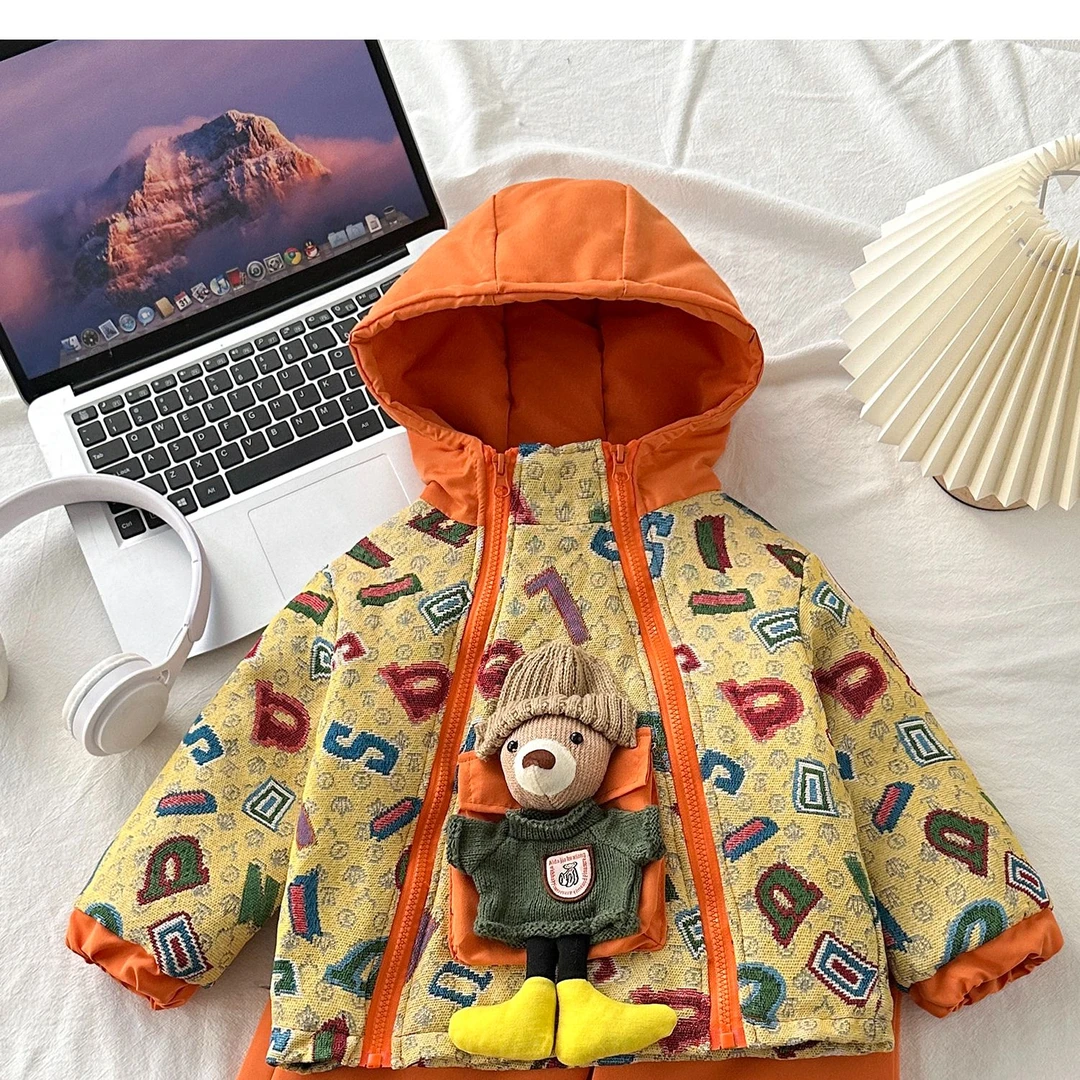 【橘子鹿】儿童加厚冬季新款满印小小熊提花卡通图案连帽加厚外套