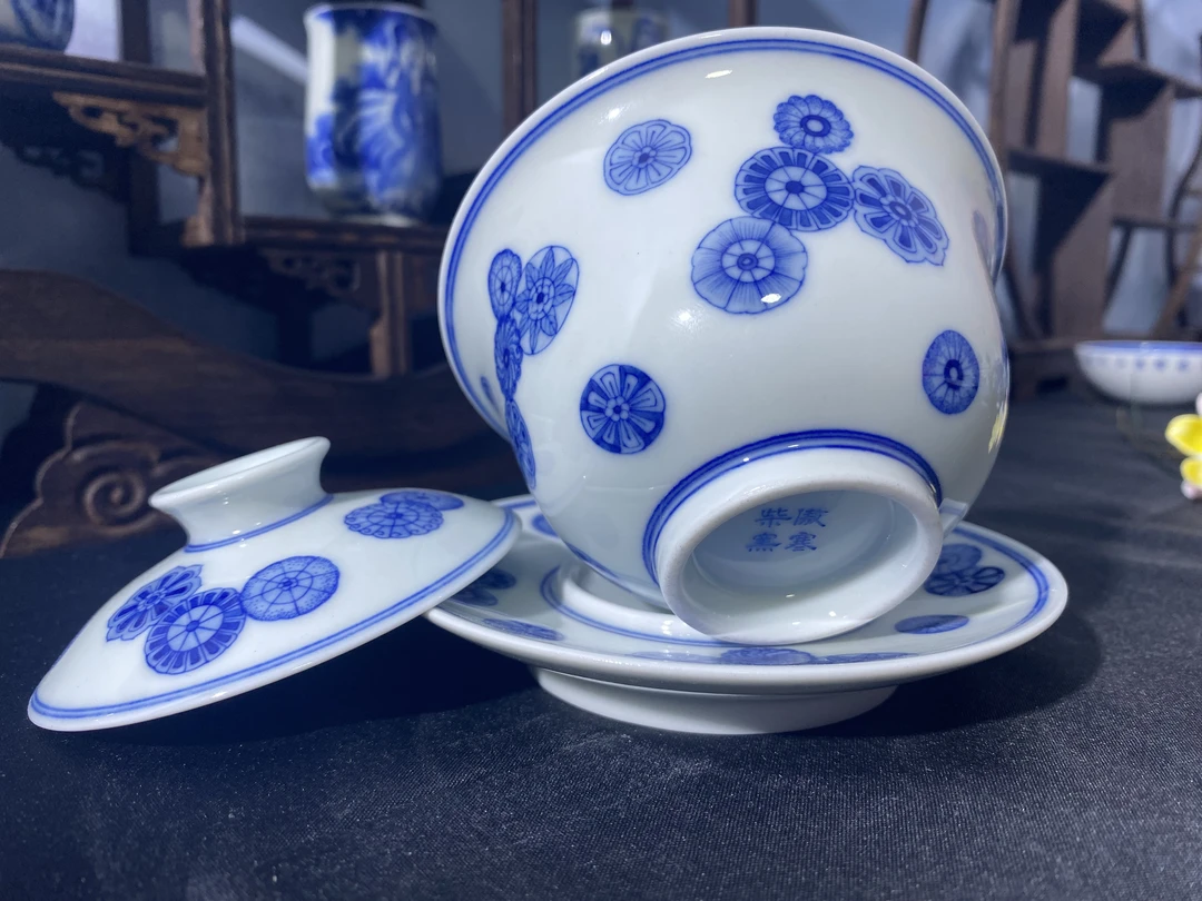 景德镇纯手工手绘青花瓷皮球花180cc元宝三才盖碗