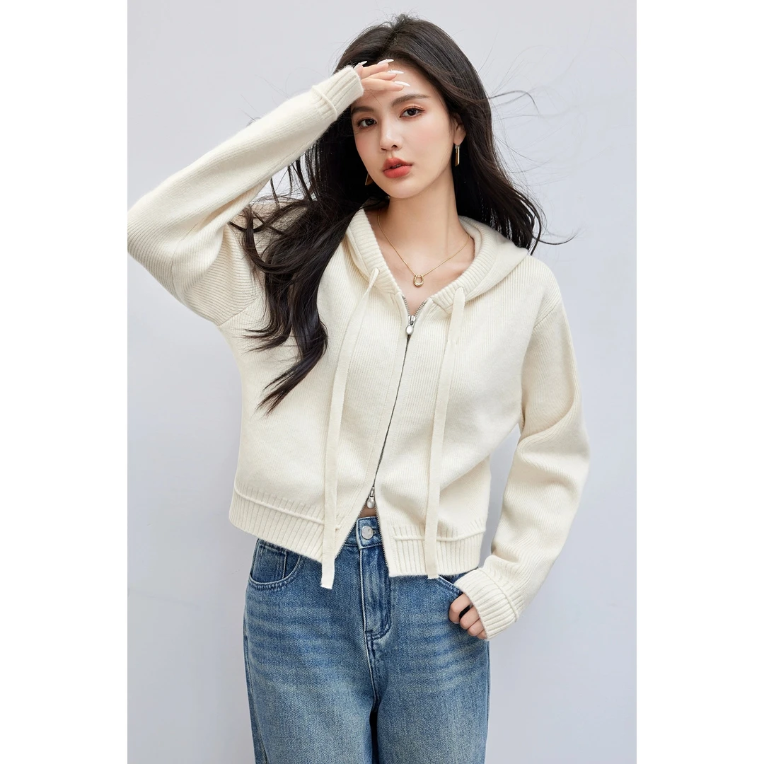 2024秋季新款米白色宽松连帽长袖针织开衫女韩风百搭毛衣外套上衣