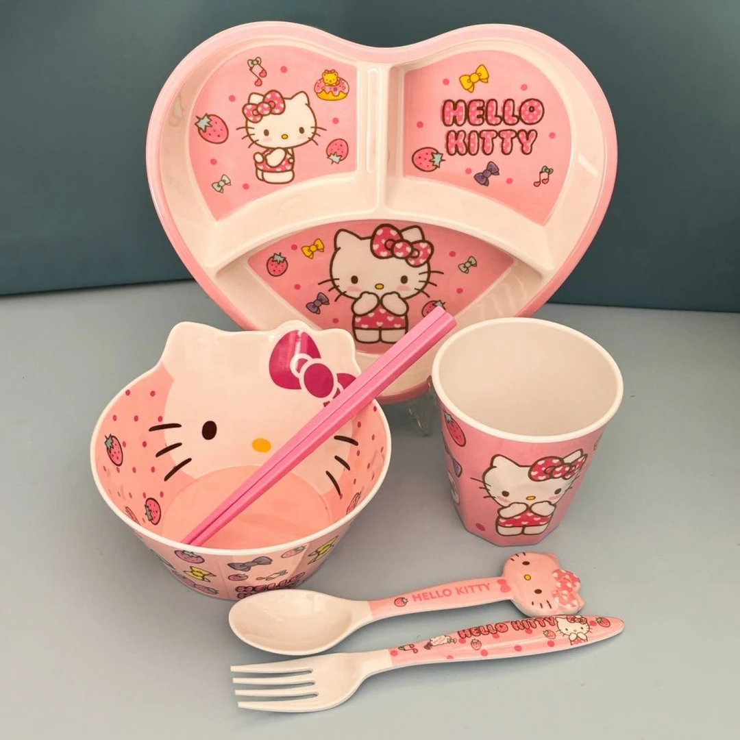 高档学生餐具套装可爱女孩家用幼儿园吃饭碗防烫耐摔食品级分格盘