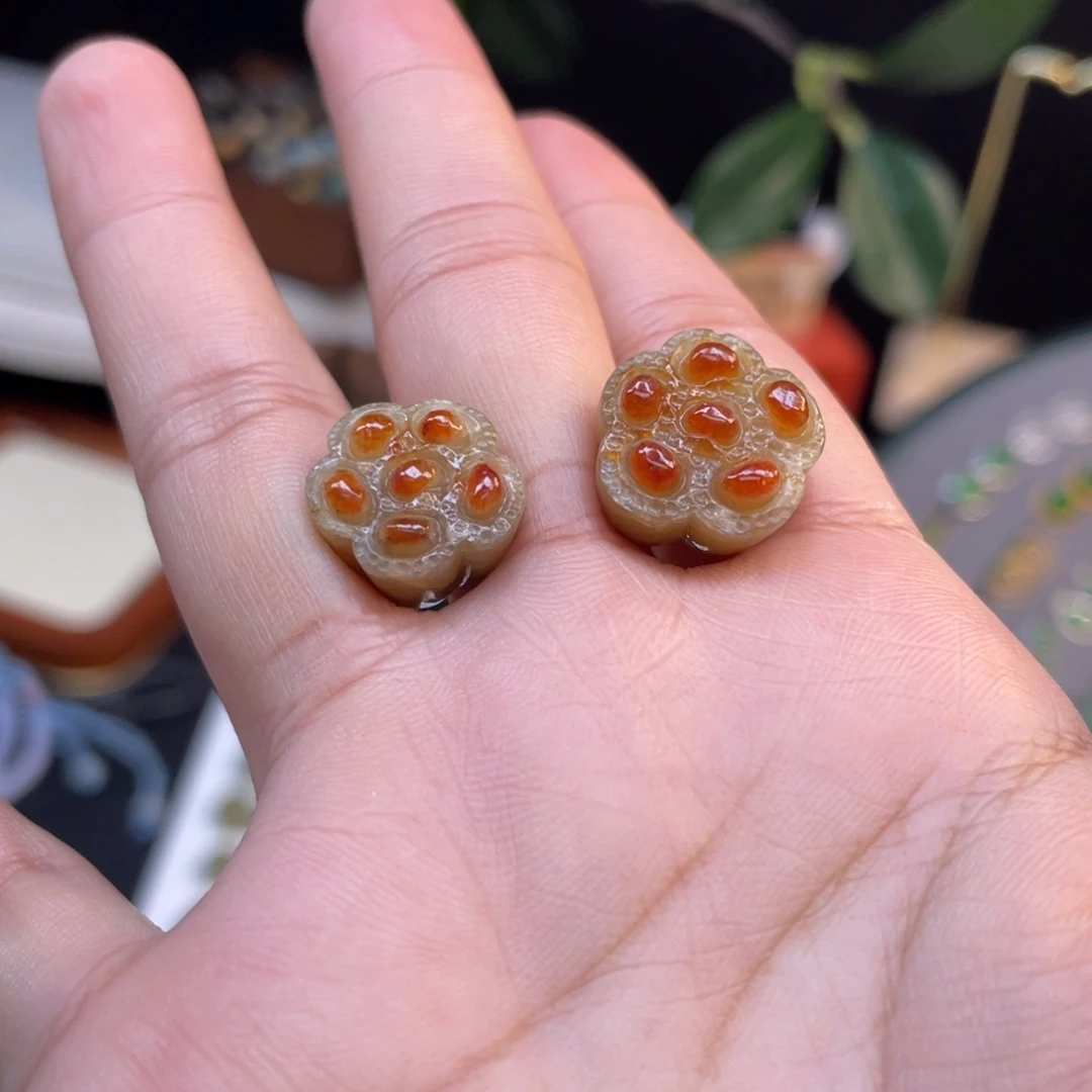 翡翠吊坠(不含链)未镶嵌一个
