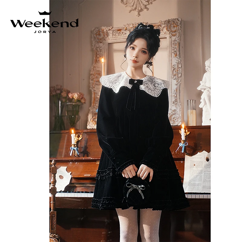 卓雅周末新款千金风蕾丝蝴蝶结丝绒娃娃裙连衣裙Q240710A