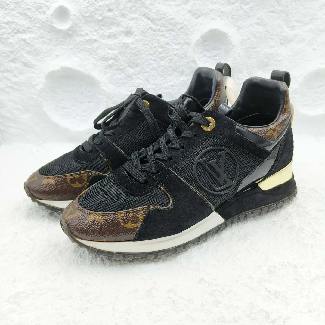 99新 LouisVuitton/路易威登 36码/RUNAWAY/黑色老花金属尾运动鞋
