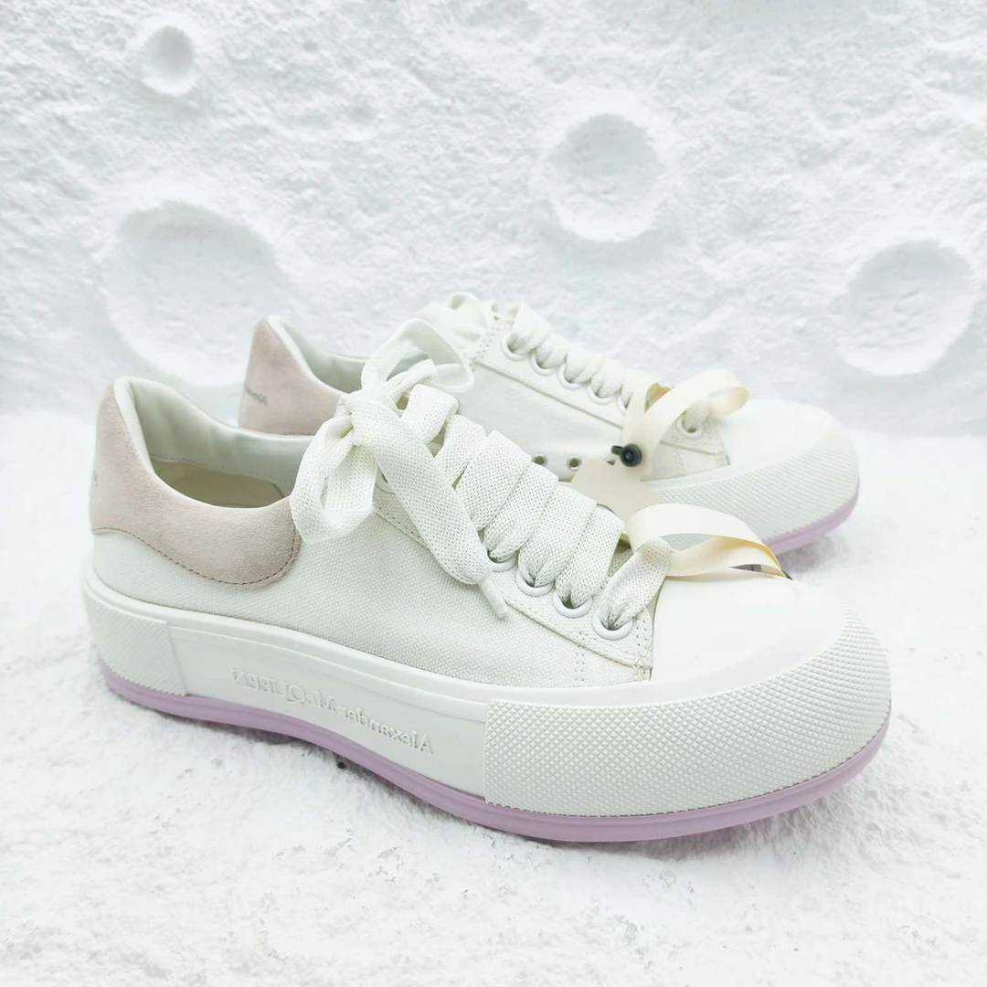 McQUEEN/麦昆/粉尾白色板鞋37.5码/非全新潮鞋