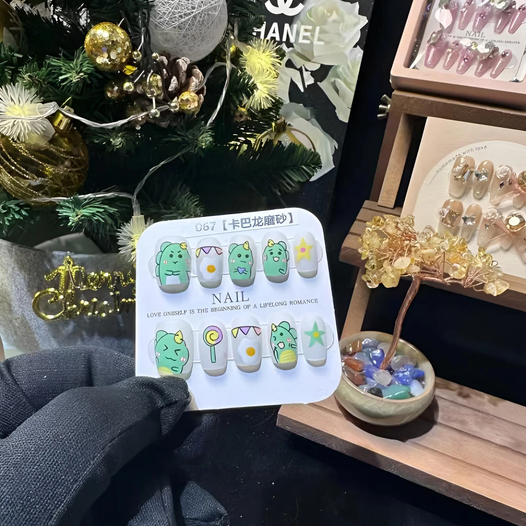 067【卡巴龙磨砂】磨砂质感可爱的卡巴龙显白穿戴甲1.5CM