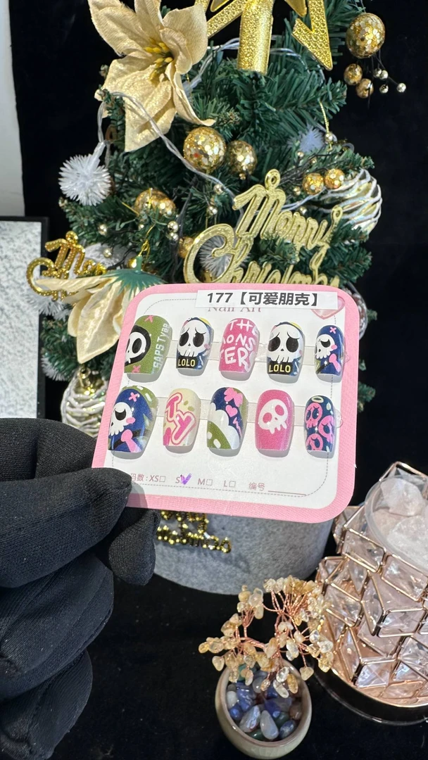 177【可爱朋克】夏季新品手绘风格卡通少女心小心机穿戴甲显白1.7