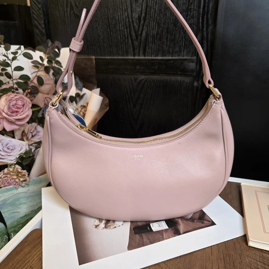 95新 Celine/思琳 粉色AVA豌豆月亮单肩腋下包