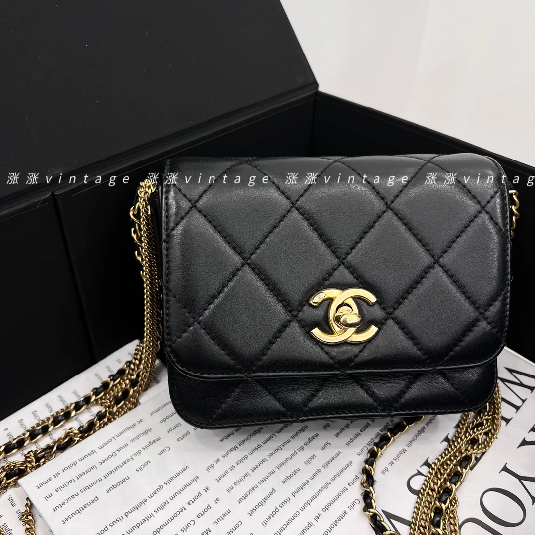 99新 Chanel/香奈儿 黑金多链条方胖斜挎包 30开