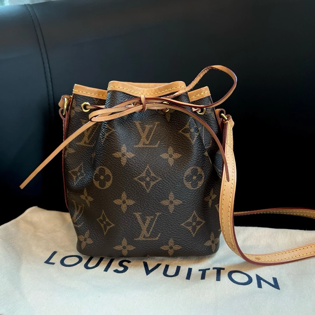 95新 LouisVuitton/路易威登 老花水桶nano单肩斜挎包