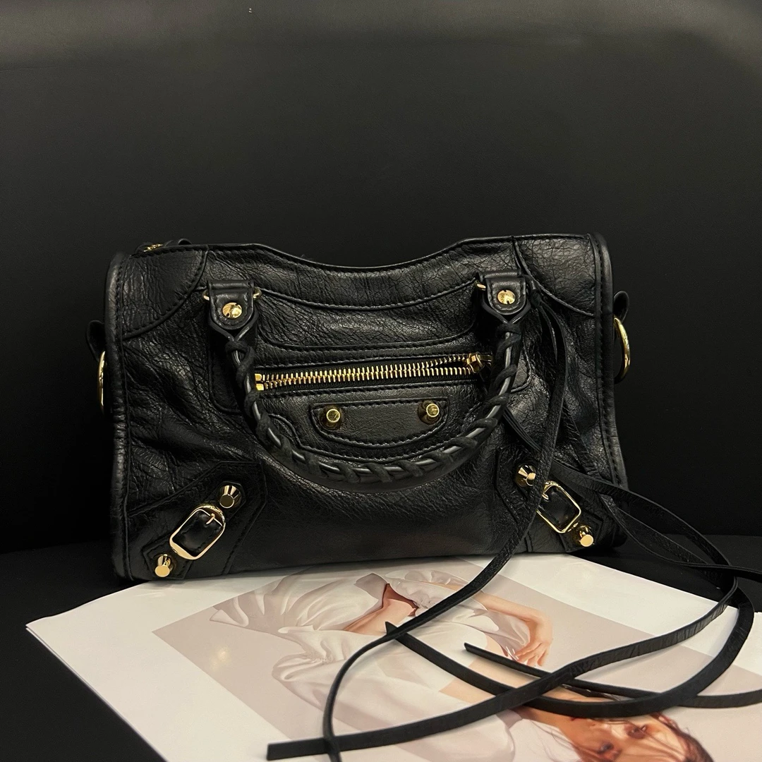 95新 Balenciaga/巴黎世家 黑金机车mini单肩斜挎包