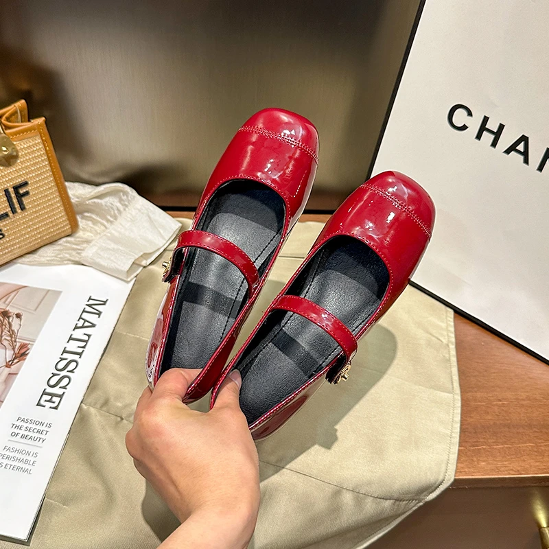 芸熙家春季小个子内增高法式温柔晚晚风单鞋女2024春秋玛丽珍单鞋