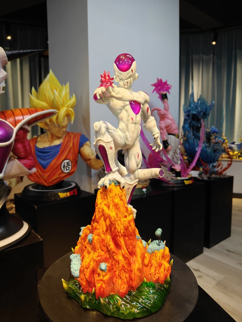 【预定】影迹弗利萨四形态 1/6 龙珠GK树脂翻模雕像 手办 贝吉塔