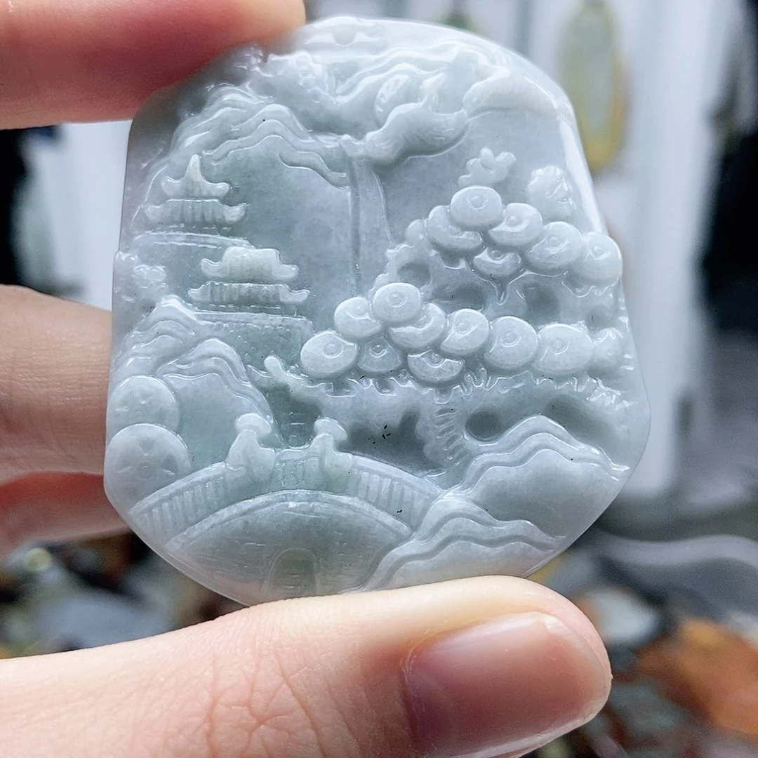 翡翠颈饰未镶嵌翡翠