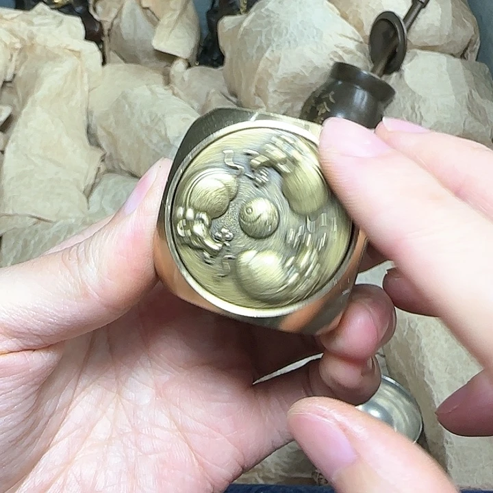 铜质工艺把玩摆件