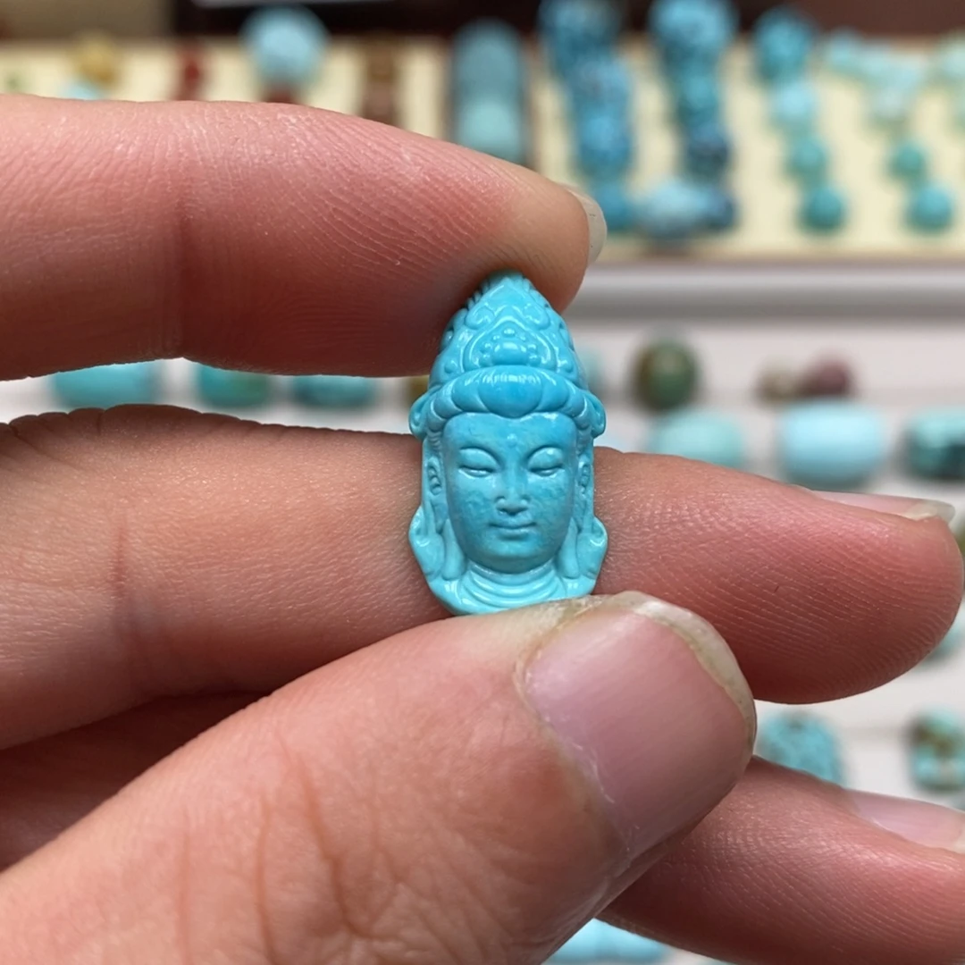 绿松石配饰未镶嵌