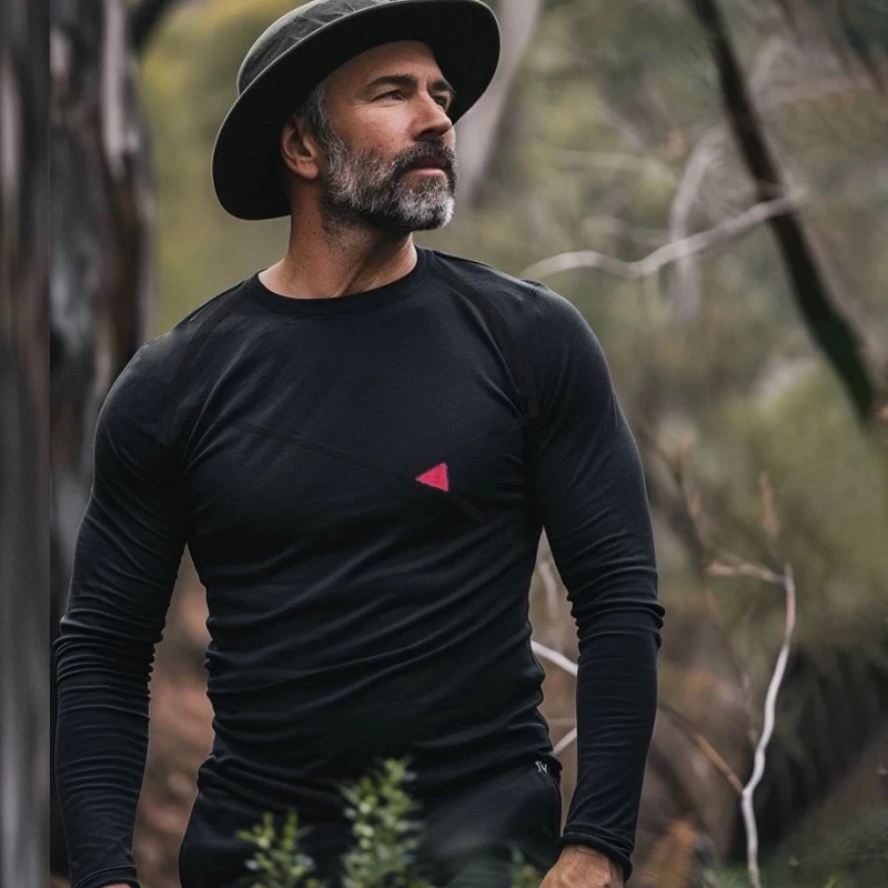 {}美丽的山防晒}男士长袖百搭时尚秋冬圆领中间层