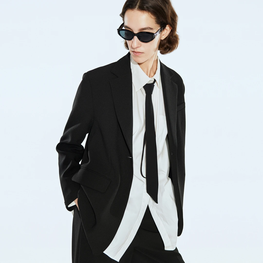 COVERINS2024秋季新款宽松clean fit黑色静奢西装外套CC34310010