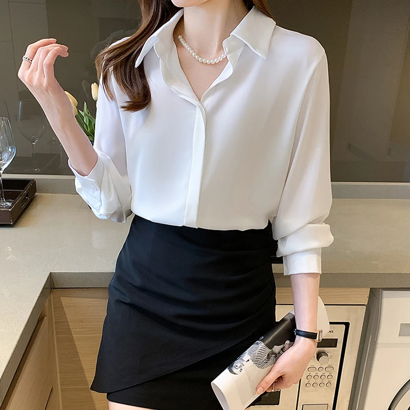 白衬衫女春夏新款长袖设计感洋气打底雪纺衫小众宽松百搭职业衬衣