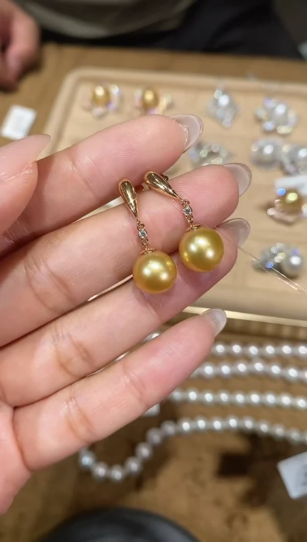 【闪购商品】定制海水珍珠耳饰18K金镶嵌NHM  230