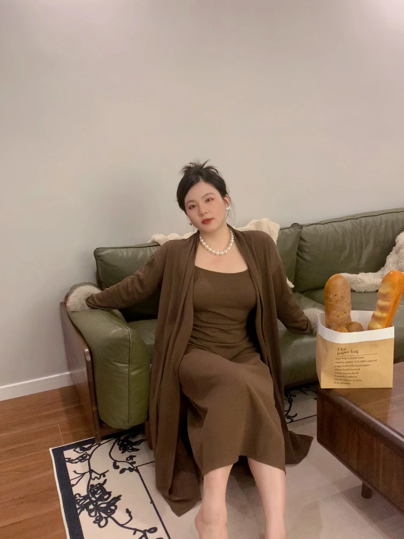 哒头.Studio【奢香夫人】微胖mm大码显瘦设计感上衣+半身裙套装女