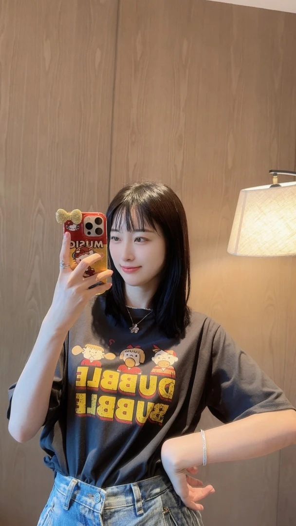 【张静芝】做旧卡通字母印花短袖T恤