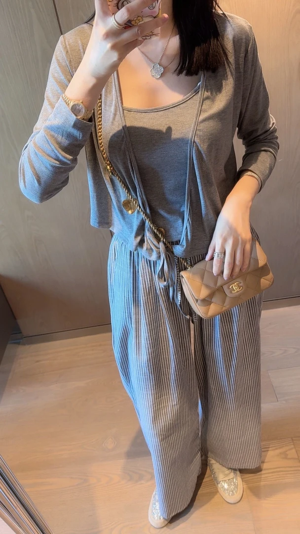 【张静芝】开衫+吊带+条纹休闲裤三件套