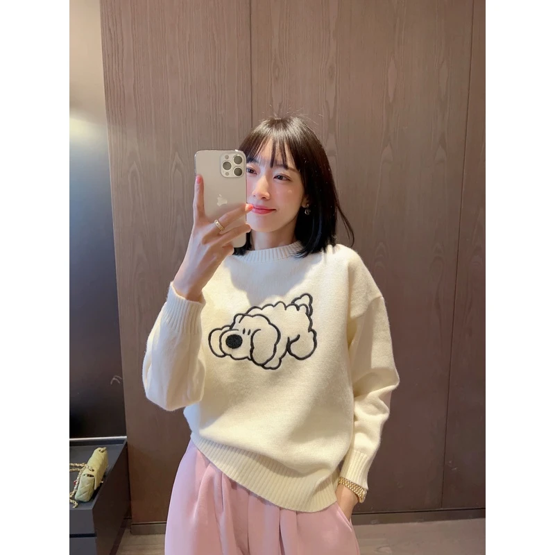◆张静芝 刺绣卡通小狗洋气撞色乖巧女生秋冬针织毛衣