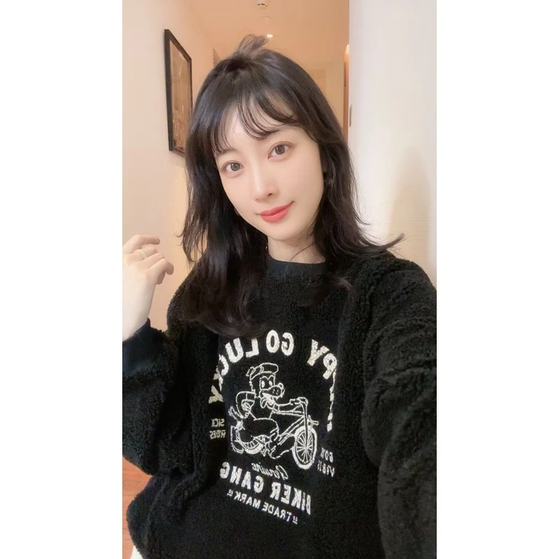 【张静芝】可爱骑车小卡通字母印花厚实拼螺纹边羊羔毛女卫衣