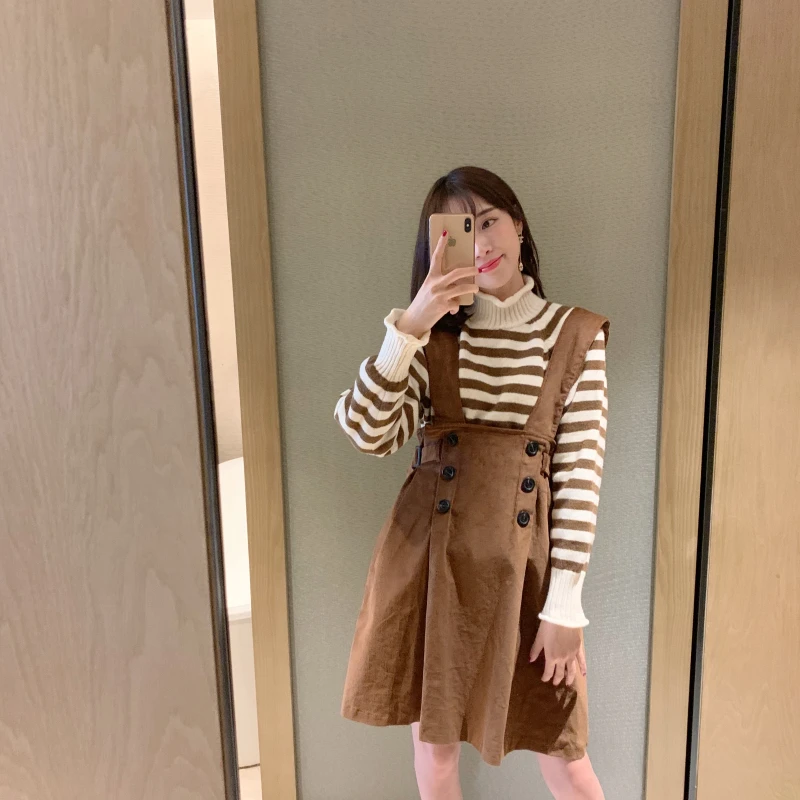 张静芝IMZZY~ 学院减龄少女灯芯绒冬季新款背带裙