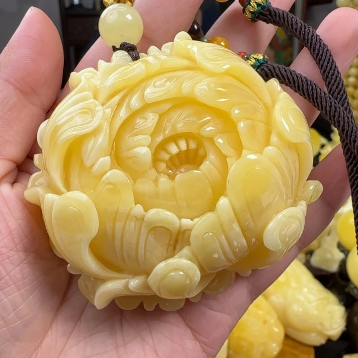 蜜蜡珠宝奇石未镶嵌