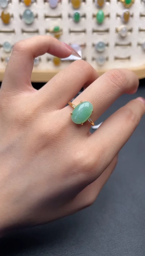 【闪购商品】翡翠戒指银S925镶嵌一物一证一礼盒