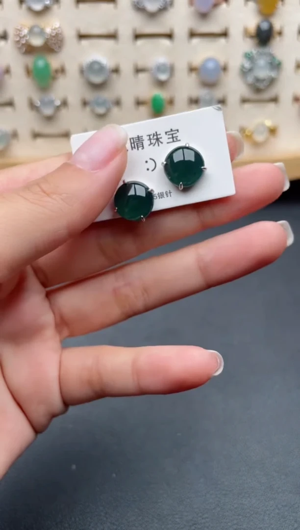 【闪购商品】翡翠戒指银S925镶嵌一物一证一礼盒