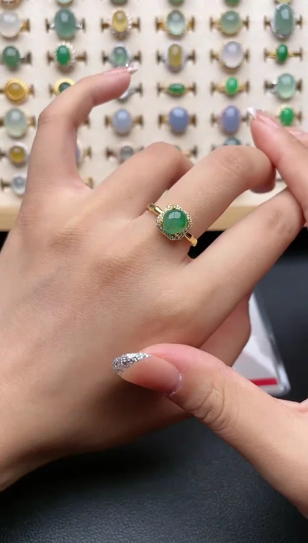 【闪购商品】翡翠戒指银S925镶嵌一物一证一礼盒