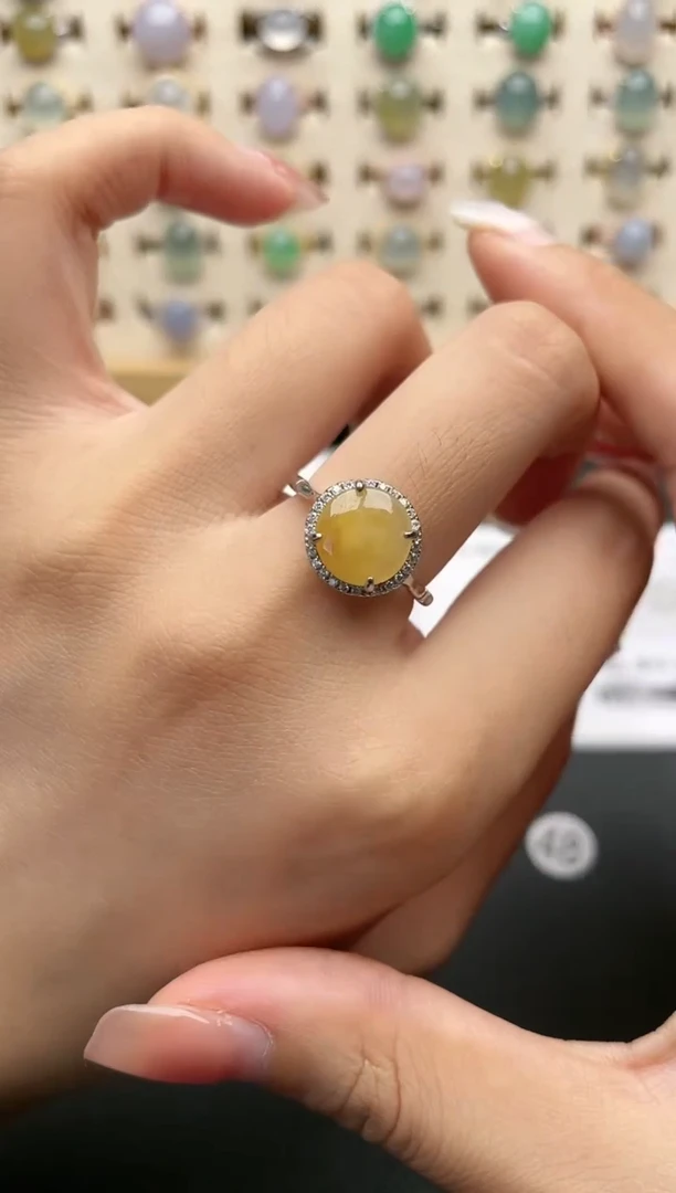 【闪购商品】翡翠戒指银S925镶嵌一物一证一礼盒