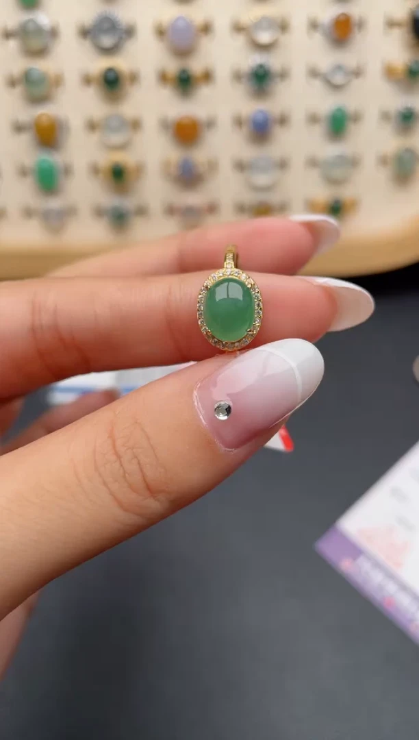 【闪购商品】翡翠戒指银S925镶嵌一物一证一礼盒