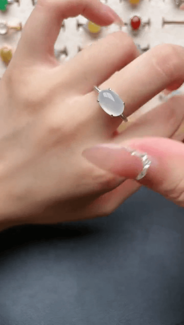 【闪购商品】翡翠戒指银S925镶嵌一物一证一礼盒