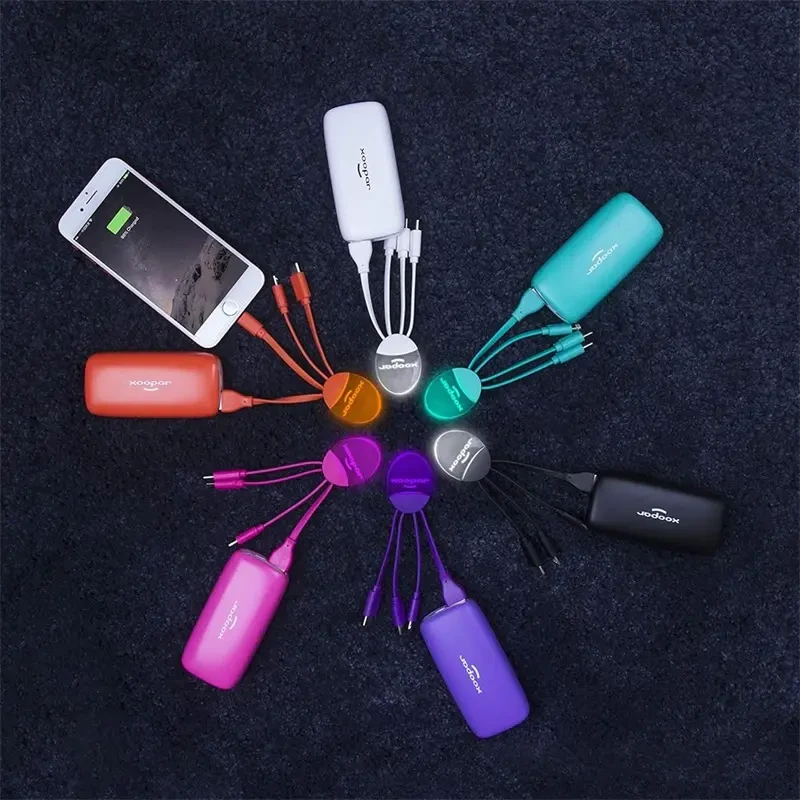 森泊xooPar 5000mAh充电宝XP61068 带三合一数据线 便携移动电源