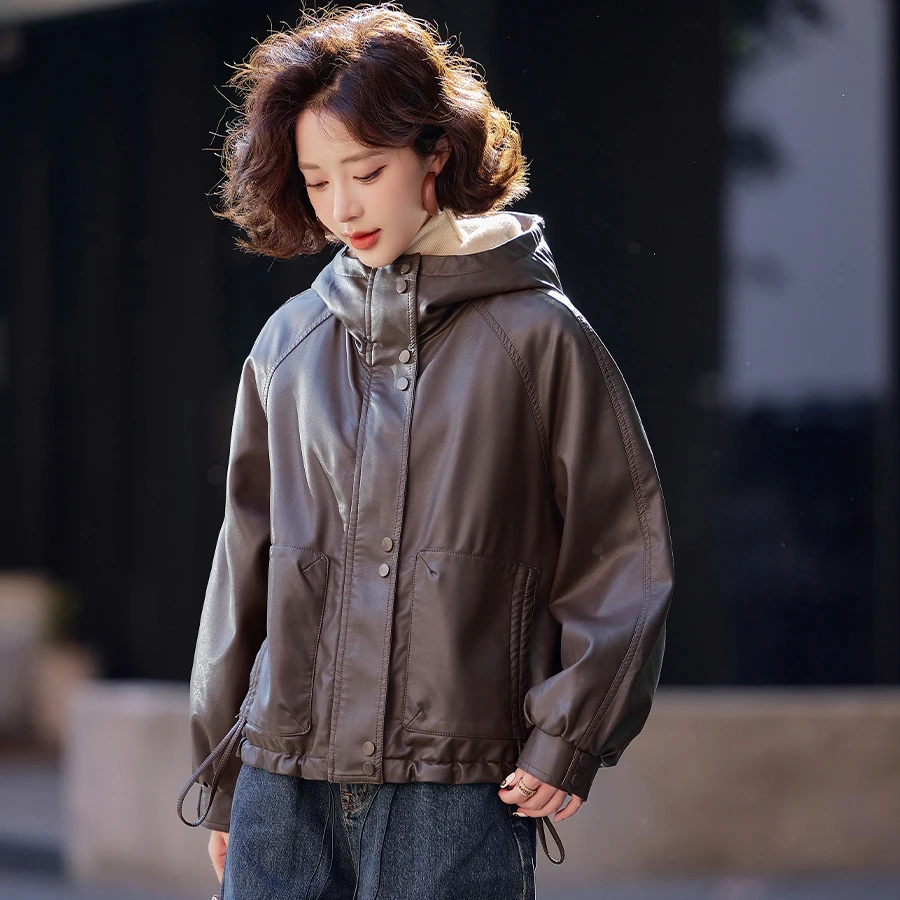 高档加绒加厚皮衣女秋冬季新款宽松显瘦连帽休闲短款真皮夹克外套